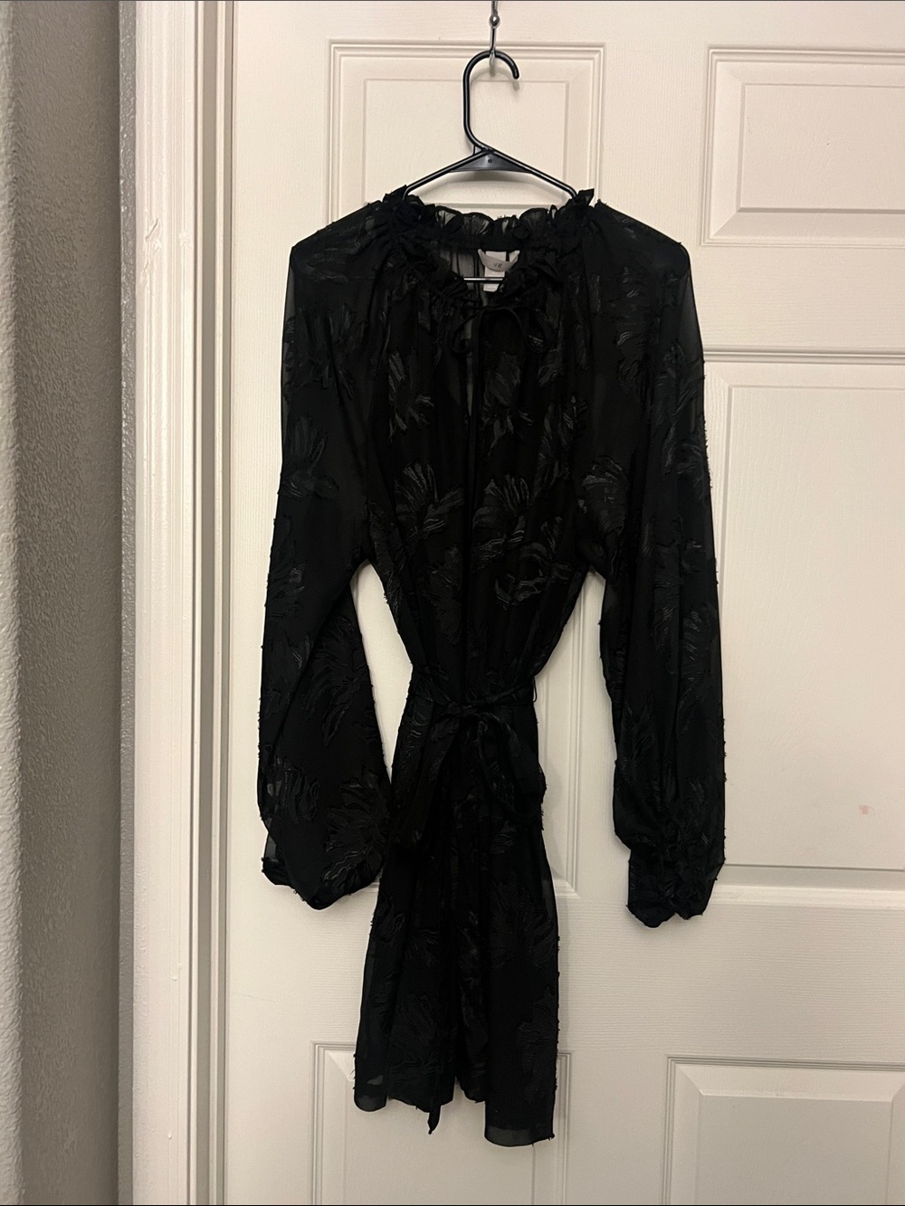 H&M Black Long-Sleeve Tie-Waist Dress